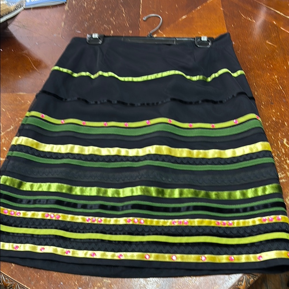 Dana Buchman Black and Green Women's Skirt